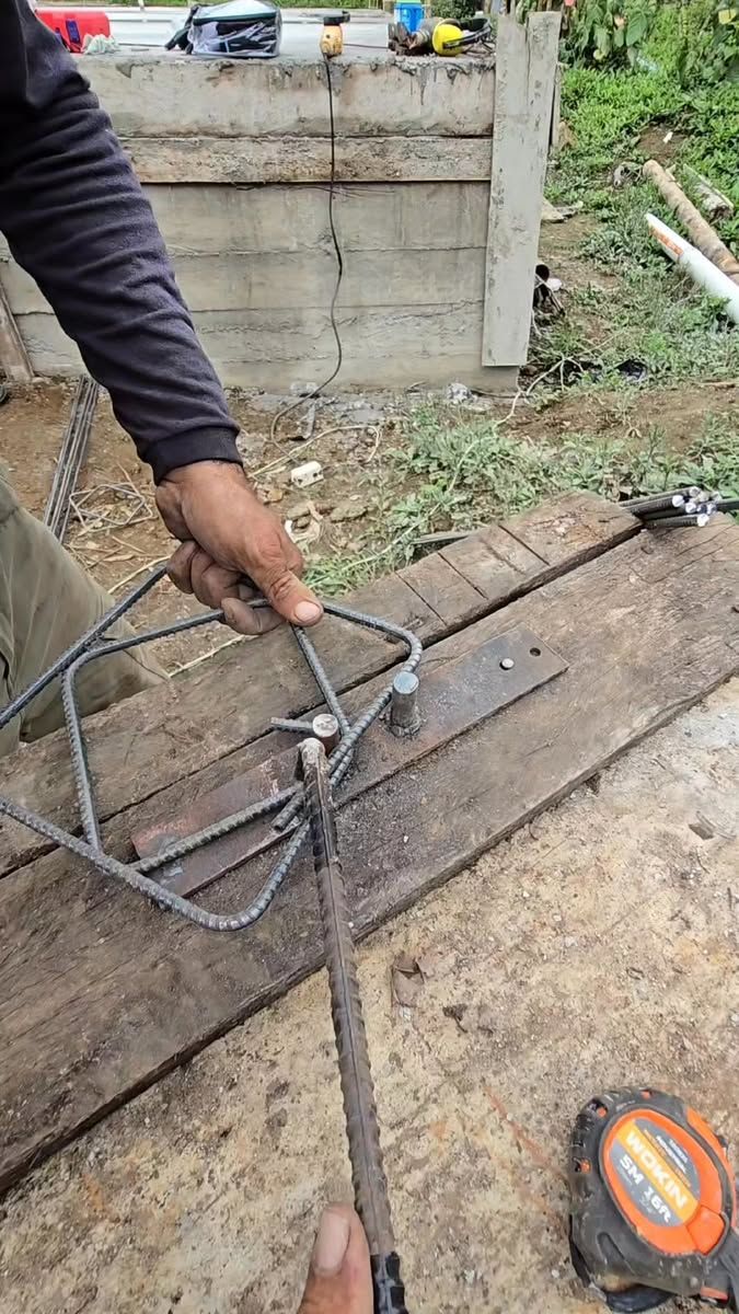 Outil ligatureuse fer chantier